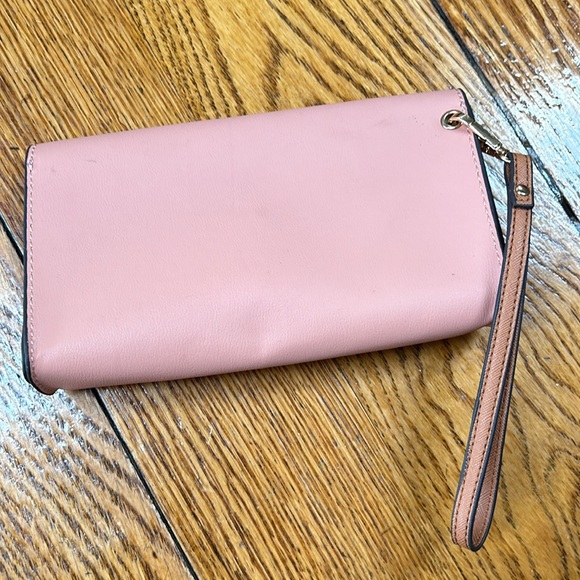 Nicole Lee Dusty Pink wallet. Snap front flap, still has protective vinyl. - Picture 6 of 13